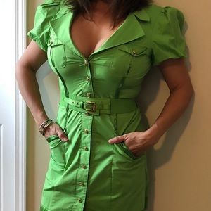 Bebe green button down dress with belt